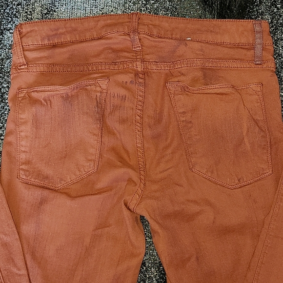 Helmut Lang rust orange/red jeans w/burnt splatter detail - Picture 6 of 11